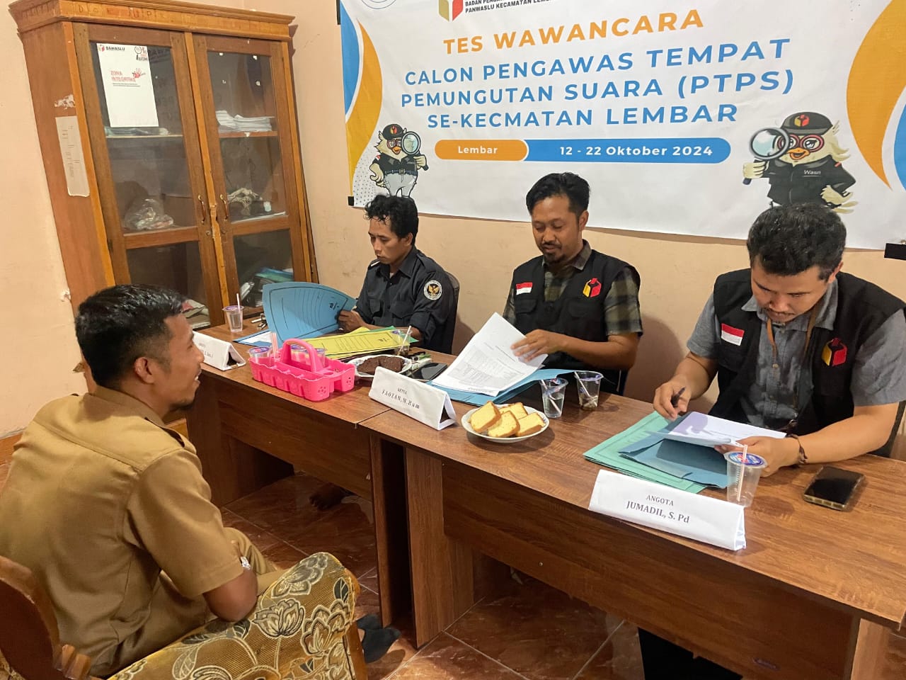 Seleksi Wawancara yang dilakukan Panwaslu Kecamaran Lembar