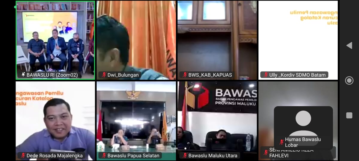 Badan Pengawas Pemilihan Umum (Bawaslu) Kabupaten Lombok Barat mengikuti Seminar Nasional Literasi Pengawasan Pemilu dan Peluncuran Katalog Buku Bawaslu yang diselenggarakan oleh Bawaslu Republik Indonesia melalui Zoom Meeting, pada Selasa (27/5/2025)