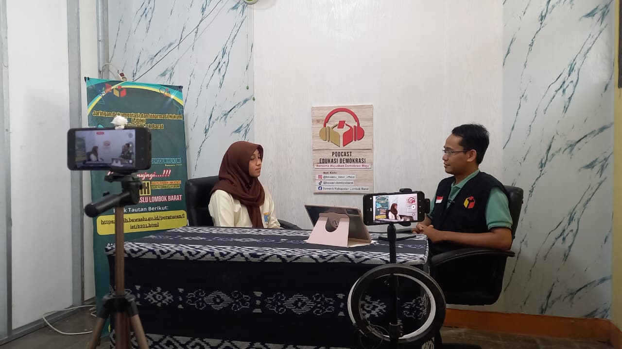 Podcast Edukasi Demokrasi Bawaslu Lobar. Senin 02/02/2026