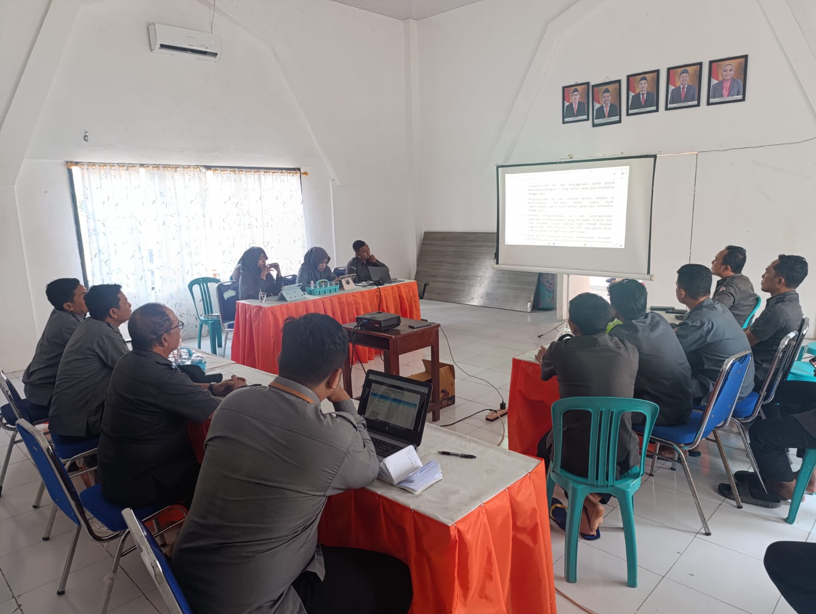 Kegiatan Disertasi (Diskusi Seputar Literasi Demokrasi) Bawaslu Lombok Barat.05/10/2026