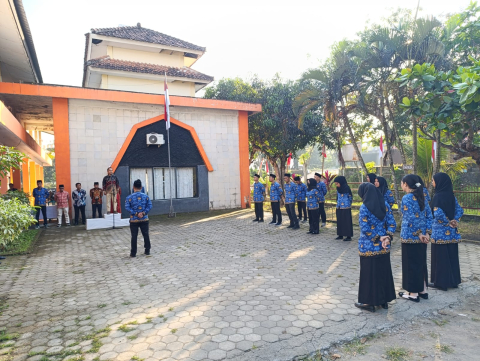 Apel Peringatan HUT ke-81 RI Bawaslu Lobar, 17/08/2026