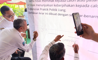 Foto Kegiatan Ikrar Kades Gel. 1