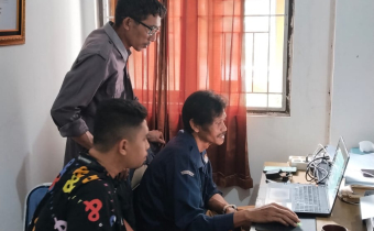 Pengawasan pemutakhiran data dan dokumen Partai Politik di Kantor KPU Kab. Lobar. Selasa 30/12/25