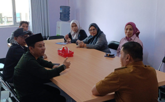 Anggota Bawaslu Lobar, Samsul Hadi, Hesty Rahayu, Abdurrahman Melakukan Uji Petik di Kelurahan Gerung Selatan.27/07/2026